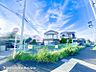 外観：【外観・立地】表現された空間はたくさんの光を浴び、風を感じ、暮らしを豊かにしてくれます。家族の思い出を刻んでいきます。