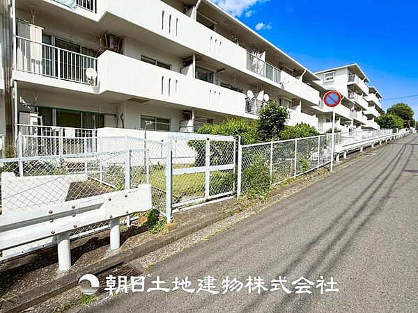 apartment 神奈川県横浜市緑区上山3丁目
地図を見る