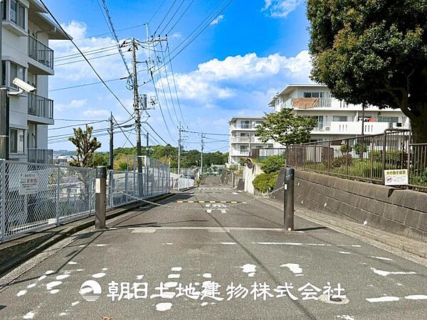 apartment 神奈川県横浜市緑区上山3丁目
地図を見る