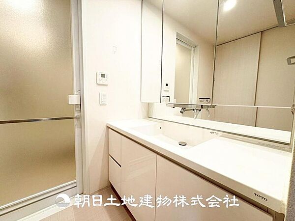 apartment 神奈川県横浜市青葉区新石川2丁目
地図を見る