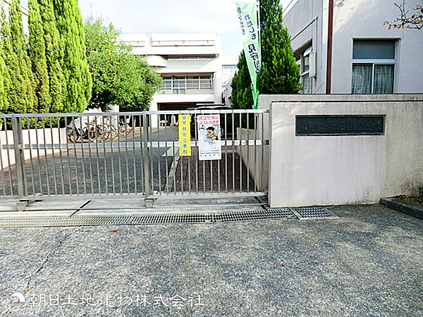 apartment 神奈川県横浜市青葉区新石川2丁目
地図を見る