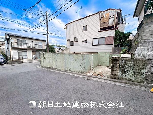 家族の成長とともに住居も変化します。時間のゆとりと空間、爽やかな陽光がもたらす光と風を贅沢なまでに感じる暮らしがここに始まります。