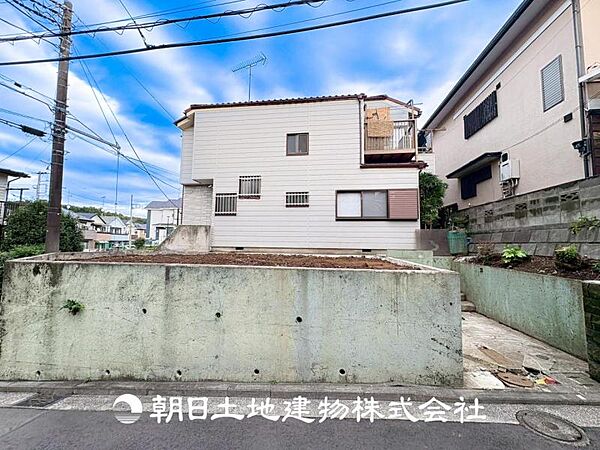 街の発展とともにこの地域も成熟していきます。将来にわたって資産価値が継続する佇まい。ここから始まる変わらない価値観はこの先も継続していきます