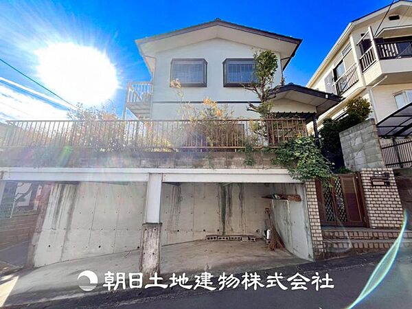 【外観写真】特別な空間はたくさんの光を浴び、風を感じ、暮らしの時間を豊かにしてくれます。