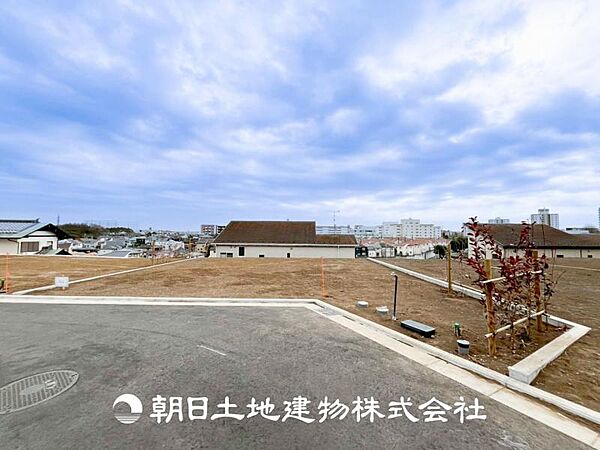 【外観写真】開放的な空間を演出しながら、プライベートも確保してくれる。