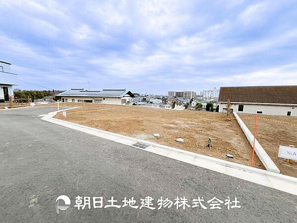 【外観写真】時間のゆとりと空間、暖かな陽光がもたらす光と風を独占してください。新しい暮らしが始まります。