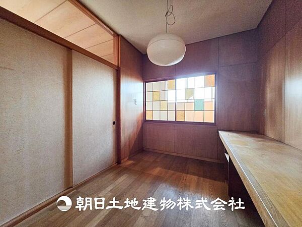 【収納】収納スペースや趣味のお部屋、書斎など様々な使い方ができそうですね。