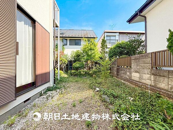 【外観・立地】時間のゆとりと空間、暖かな陽光がもたらす光と風を独占してください。