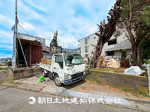 時間のゆとりと空間、暖かな陽光がもたらす光と風を独占してください。新しい暮らしが始まります。