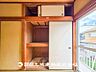 収納：【収納】部屋ごとに設けた収納は住みやすさへのこだわりがあります。シンプルで使いやすい収納スペース。