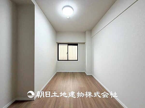 【居室】設計者のセンスが求められる大切な空間だからこそ、落ち着いて過ごせる癒しと寛ぎの空間が欲しい。そんな願いを叶えました。