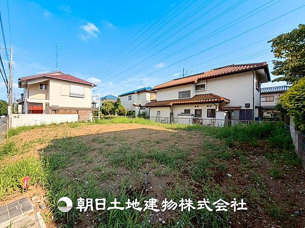 【外観写真】温かい太陽を感じる事ができるのは、目の前に遮るものが無いから。彼方に広がる風景が絵画のように広がります。