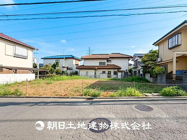 【外観写真】爽やかな空間演出とセンス良く纏められた室内は良質な寛ぎ空間。そこで暮らす大切な人達のことを考え造りこんだ空間は日々の生活に安らぎを与えてくれます。