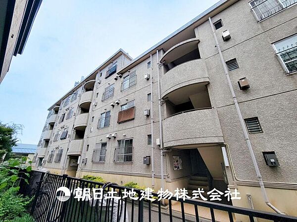 【外観写真】お部屋にも爽やかな風と暖かく柔らかな日差しが差し込み、気持ちを穏やかにしてくれます。毎日の暮らしを豊かに彩ります。