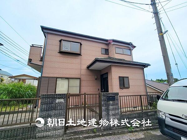 【現地写真】この開放感ある眺望と共に閑静な住宅街の季節感を演出する四季折々の変化を楽しめる心地よい場所となることでしょう。