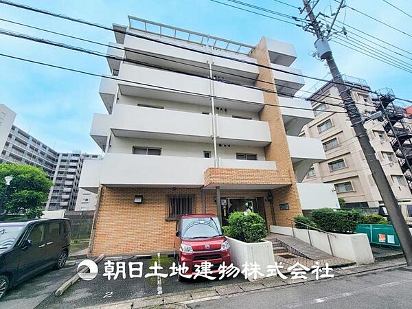 【外観・立地】表現された空間はたくさんの光を浴び、風を感じ、暮らしを豊かにしてくれます。家族の思い出を刻んでいきます。