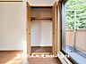 収納：【収納】部屋ごとに設けた収納は住みやすさへのこだわりがあります。シンプルで使いやすい収納スペース。