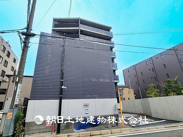 【現地写真】温かい太陽を感じる事ができるのは、目の前に遮るものが無いから。彼方に広がる風景が絵画のように広がります。