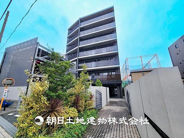 【現地写真】 時間のゆとりと空間、暖かな陽光がもたらす光と風を独占してください。新しい暮らしが始まります。