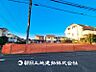外観：【外観写真】 家族の成長とともに住居も変化します。時間のゆとりと空間、爽やかな陽光がもたらす光と風を贅沢なまでに感じる暮らしがここに始まります。 