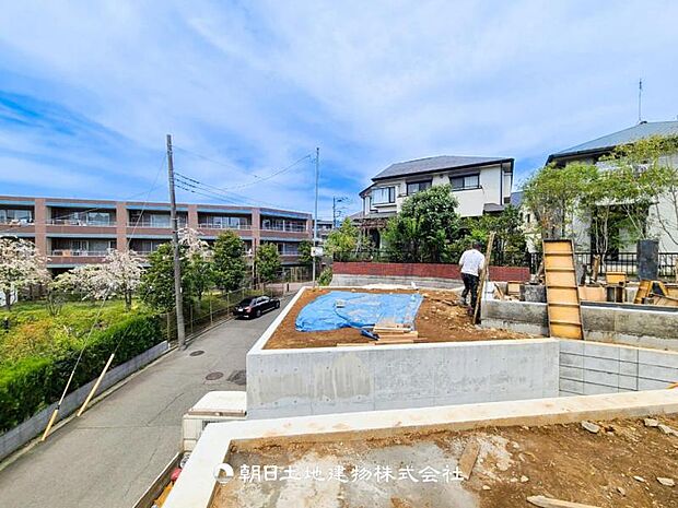 【外観・立地】その家から感じられる、気品・上質・重厚感・極細やかさ、そのすべては見た者に安らぎを与える特別な空間です。