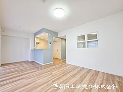 ビュープラザセンター北　3-1号棟 1SLDKのリビング/ダイニング