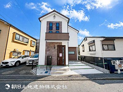 外観:【外観・立地】その家から感じられる、気品・上質・重厚感・極細やかさ、そのすべては見た者に安らぎを与える特別な空間です。 外観:【外観・立地】その家から感じられる、気品・上質・重厚感・極細やかさ、そのすべては見た者に安らぎを与える特別な空間です。