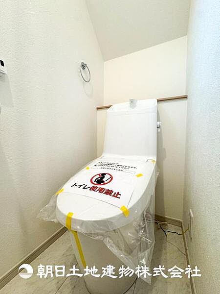 【トイレ】大切な1人時間。寛ぎだけではない、快適な生活を送る為に必要なもの。毎日使う場所だから、より快適な空間に仕上げられています。