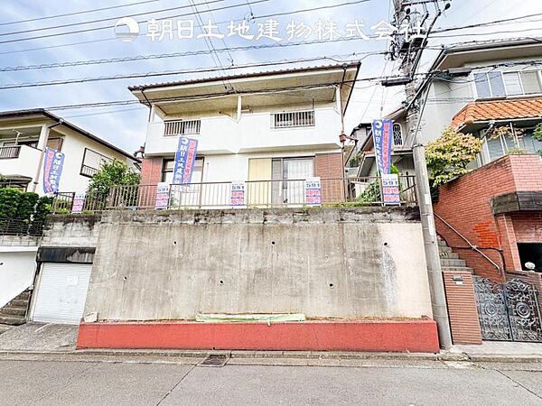 土地としての活用も考えていただけます。駅からの距離がアクセス良好なためおすすめです！