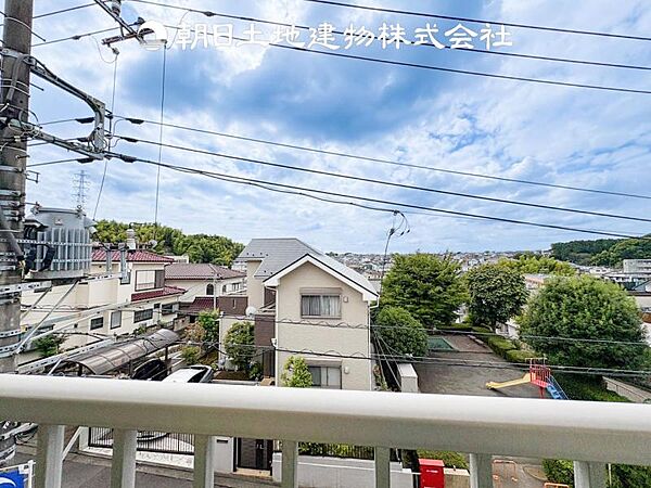 住戸からの眺望や通風も良好なお部屋です。