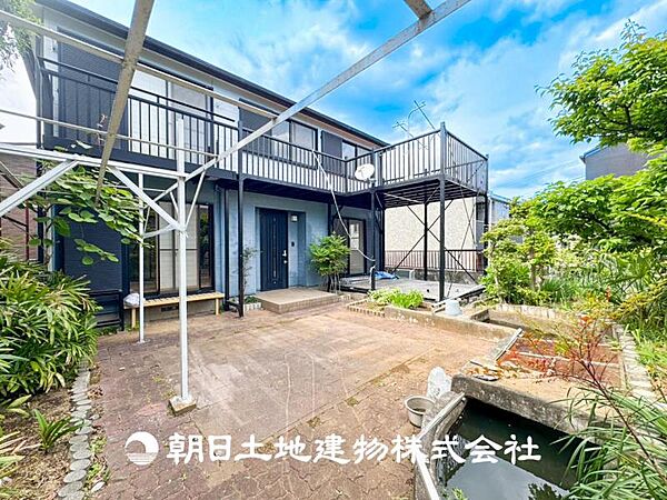 【外観写真】その家から感じられる、気品・上質・重厚感・極細やかさ、そのすべては見た者に安らぎを与える特別な空間です。ここに住むからこそ意味がある。すべての（始まり）をここから迎えましょう。