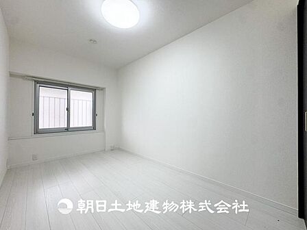 【居室】設計者のセンスが求められる大切な空間だからこそ、落ち着いて過ごせる癒しと寛ぎの空間が欲しい。そんな願いを叶えました。