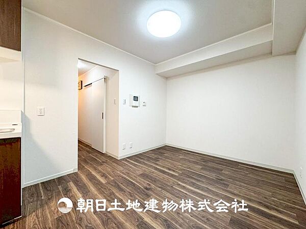 リビング/ダイニングを拡大表示