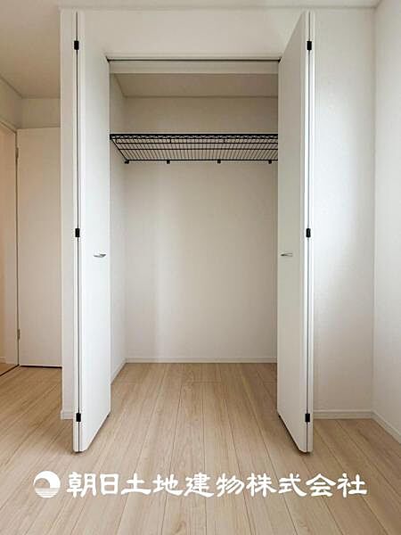 【収納】子供部屋にも寝室にも、便利な全居室収納スペース付ですので、各部屋の荷物がすっきりまとまります。