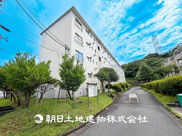 【外観・立地】その家から感じられる、気品・上質・重厚感・極細やかさ、そのすべては見た者に安らぎを与える特別な空間です。