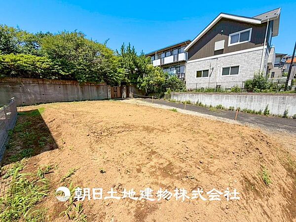 【外観写真】時間のゆとりと空間、爽やかな陽光がもたらす光と風を贅沢なまでに感じる暮らしがここに始まります。