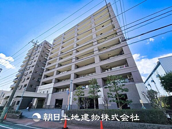 【外観・立地】表現された空間はたくさんの光を浴び、風を感じ、暮らしを豊かにしてくれます。家族の思い出を刻んでいきます。