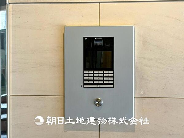 【オートロック】大切なご家族と住まいを守るオートロックがあれば防犯面だけでなく訪問販売撃退にも役立ちます。