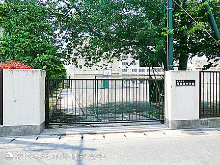 西高津中学校700ｍ