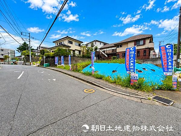 【外観・立地】表現された空間はたくさんの光を浴び、風を感じ、暮らしを豊かにしてくれます。家族の思い出を刻んでいきます。