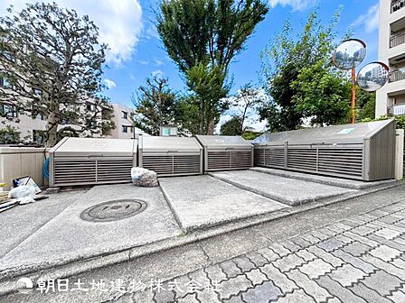 【外観写真】時間のゆとりと空間、爽やかな陽光がもたらす光と風を贅沢なまでに感じる暮らしがここに始まります。