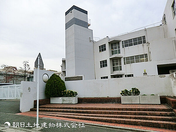 川和中学校1290ｍ
