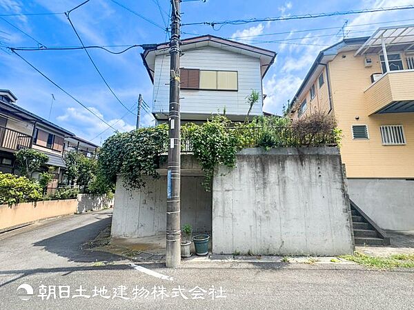【外観写真】時間のゆとりと空間、爽やかな陽光がもたらす光と風を贅沢なまでに感じる暮らしがここに始まります。