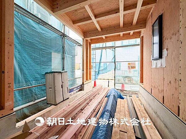 【外観・立地】表現された空間はたくさんの光を浴び、風を感じ、暮らしを豊かにしてくれます。家族の思い出を刻んでいきます。