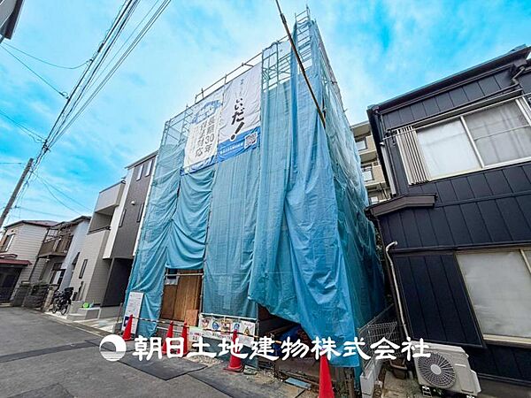 【外観・立地】時間のゆとりと空間、暖かな陽光がもたらす光と風を独占してください。ここから新しい暮らしが始まります。