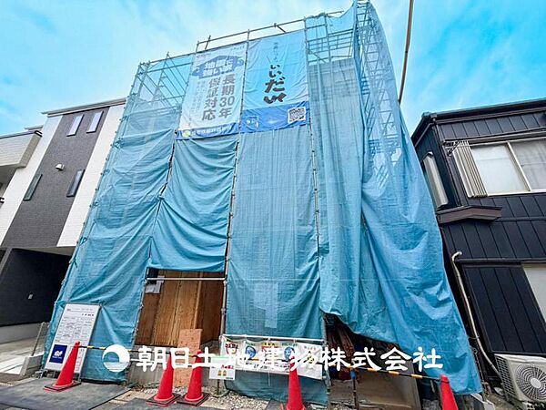 【外観写真】時間のゆとりと空間、爽やかな陽光がもたらす光と風を贅沢なまでに感じる暮らしがここに始まります。