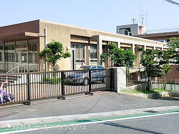 向丘小学校90ｍ