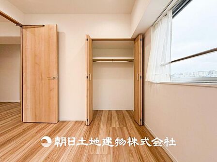 【収納】子供部屋にも寝室にも、便利な全居室収納スペース付ですので、各部屋の荷物がすっきりまとまります。