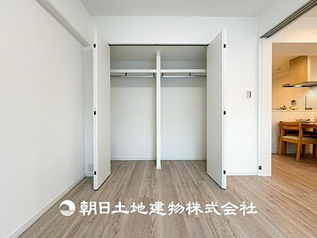 【収納】子供部屋にも寝室にも、便利な全居室収納スペース付ですので、各部屋の荷物がすっきりまとまります。