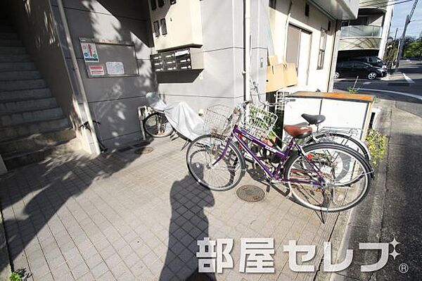 画像28:自転車はこちらかな。
